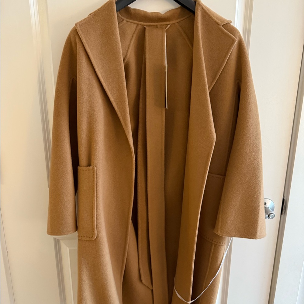 The Curated Camel Classic Coat - NWT, size XS